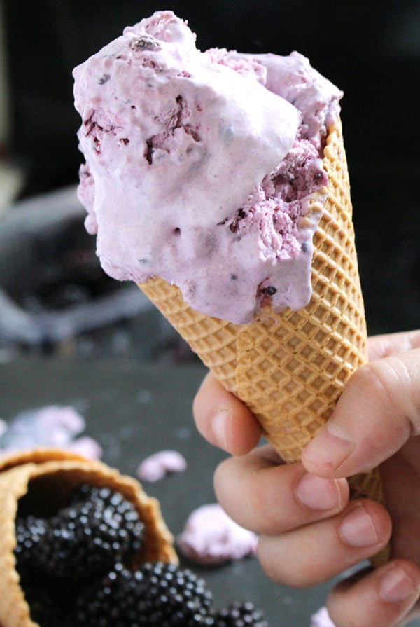 Delicious Blackberry Cheesecake Ice Cream cool and refreshing dessert perfect for hot summer days. Great combo of fresh blackberries and cream cheese in the crunchy cones.