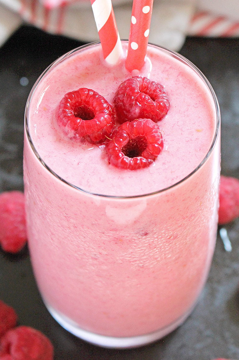 Raspberry Frozen Yogurt Smoothie
