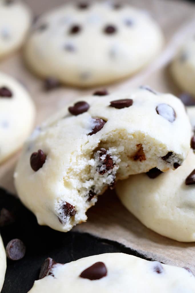 Chocolate Chip Cheesecake Cookies are simple, light and delicious, my favorite cookie recipe ♥