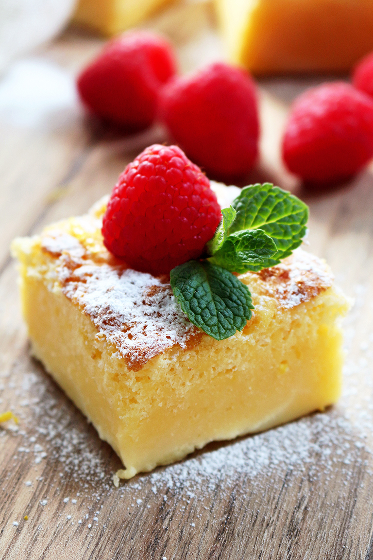 Lemon Magic Cake – this simple, sweet and sour cake really deserves its name – Magic