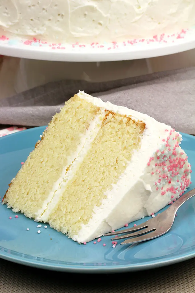 Vanilla Cake with Whipped Cream Cheese Frosting