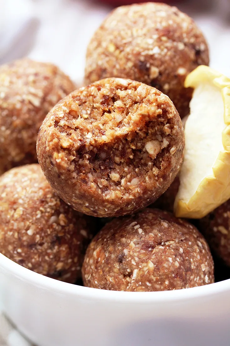 Easy Cinnamon Apple Energy Balls