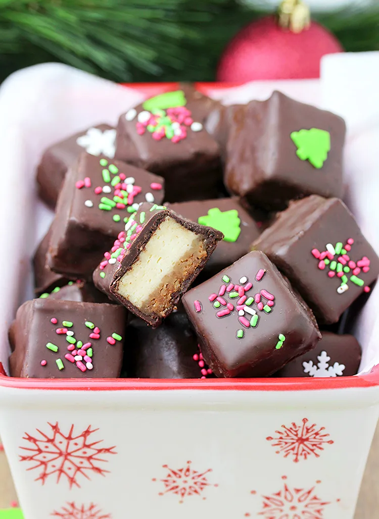 Chocolate Covered Cheesecake Bites made of graham cracker base and a cheesecake layer, covered with chocolate are so delicious. Yummy…