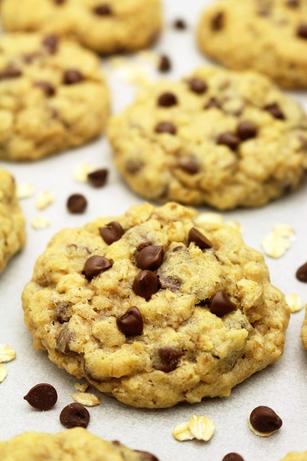Chocolate Chip Oatmeal Cookies Chocolate Chip Oatmeal Cookies