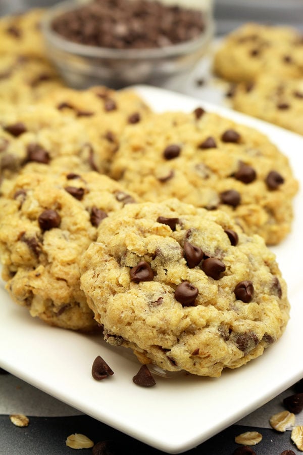 Chocolate Chip Oatmeal Cookies Chocolate Chip Oatmeal Cookies