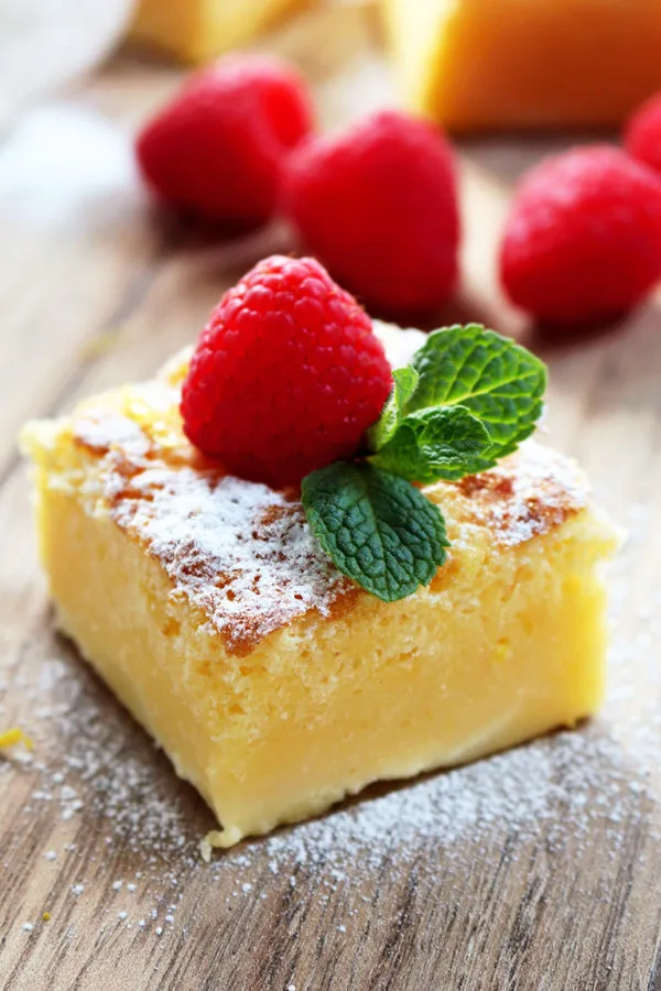 Lemon Magic Cake – this simple, sweet and sour cake really deserves its name – Magic