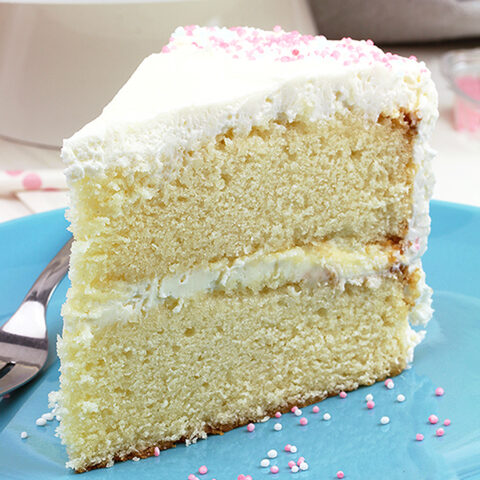 vanilla cake with vanilla frosting