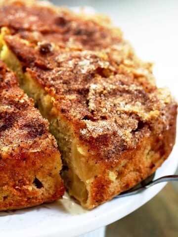 Easy Cinnamon Sugar Apple Cake
