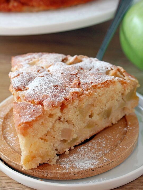 Mom's Fresh Apple Cake - Food & Swine