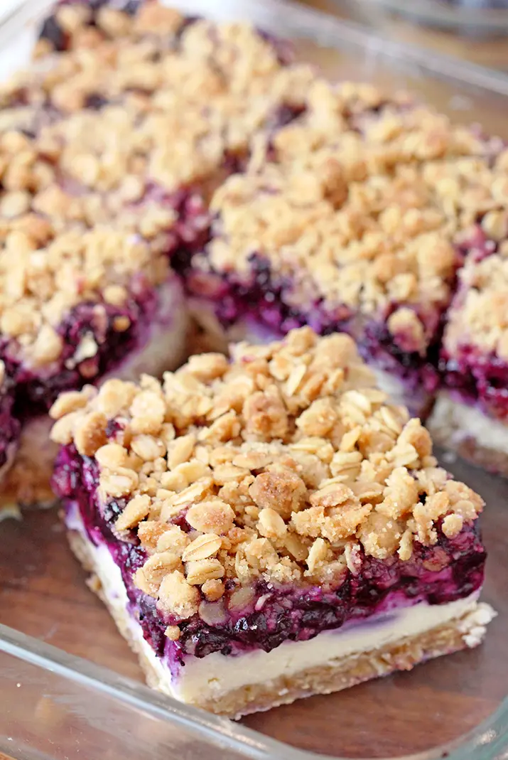 Blueberry Crisp Cheesecake Bars - just perfect dessert..