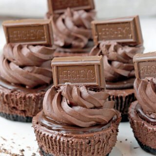 These No Bake Chocolate Mini Cheesecakes are dessert perfect for any occasion, especially holidays. There is chocolate in the crust, cheesecake, ganache and topping – these mini cheesecakes are all made of chocolate! Crunchy Oreo crust, decadent creamy, smooth cheesecake filling, chocolate ganache and fluffy chocolate whipped cream – in one word – perfection.