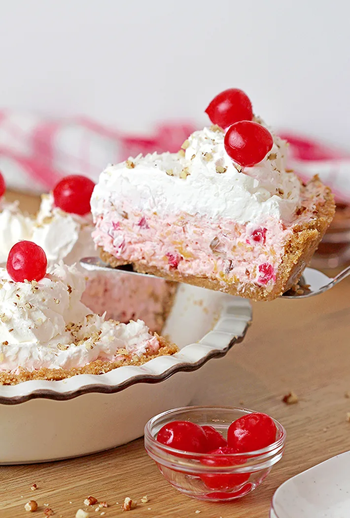 Spread the filling over the crust and top with whipped cream