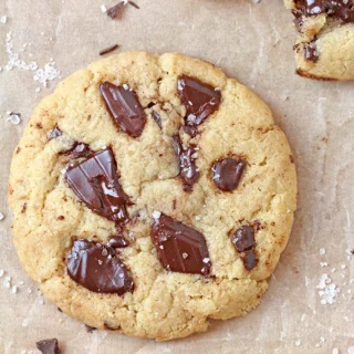 Brown Butter Chocolate Chunk Cookies – soft and gooey inside, crispy on the outside, with chunks of chocolate and brown butter that gives them a rich, nutty flavor and a touch of salt — these cookies are, in a word, perfect. 