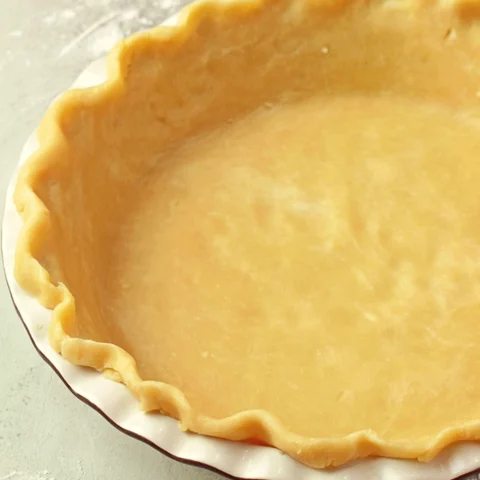 Homemade Pie Crust is an easy recipe for a flaky, buttery crust that’s perfect for any pie – sweet or savory! With Thanksgiving coming up, now is the perfect time to try the best homemade pie crust recipes and make sure your pie turns out irresistibly delicious.
