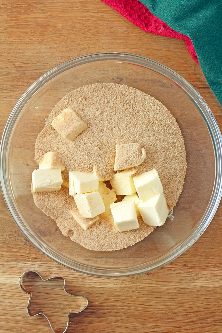 Mix the wet ingredients by beating the butter and brown sugar, then add the molasses, egg, and vanilla.