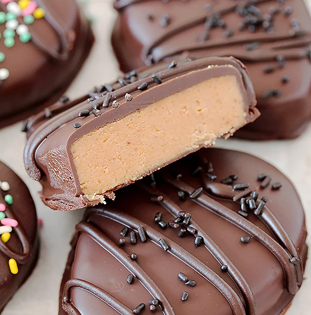 Chocolate Peanut Butter Eggs – easy homemade egg – shaped candies, made of peanut butter and covered with chocolate, just perfect for Easter.