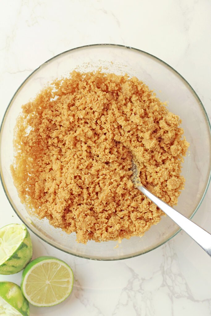 Refreshing, creamy, and simple, this Easy Key Lime Cheesecake is a tropical version of a classic dessert that anyone can make at home. It’s perfect for parties, family gatherings, or anytime you’re craving a sweet-and-sour treat. Make it for St. Patrick's Day or Easter and enjoy its incredible flavor.